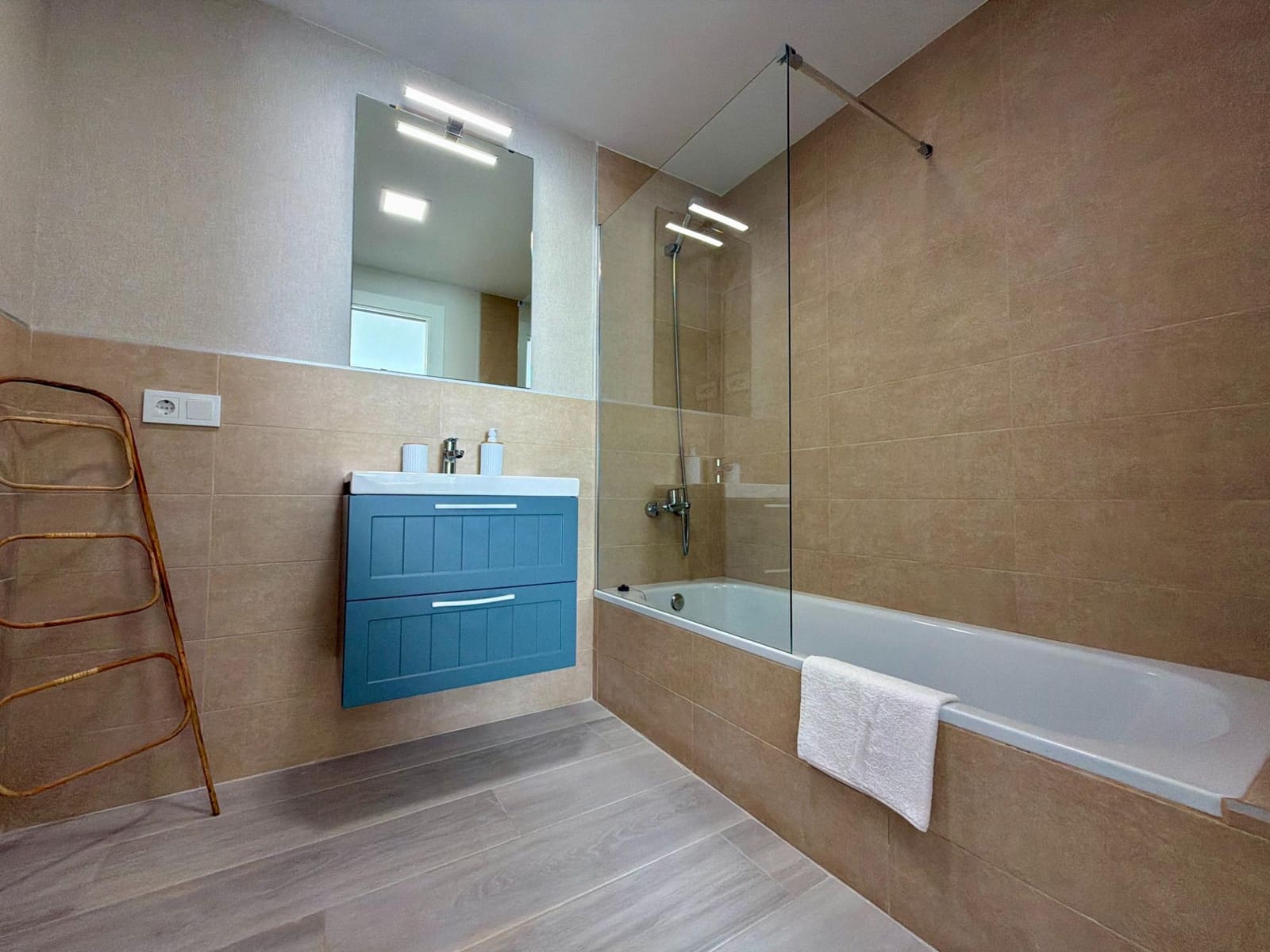 2 sovrum Lägenhet att hyra i Vera med pool garage - 950 € (Ref: 9419088)