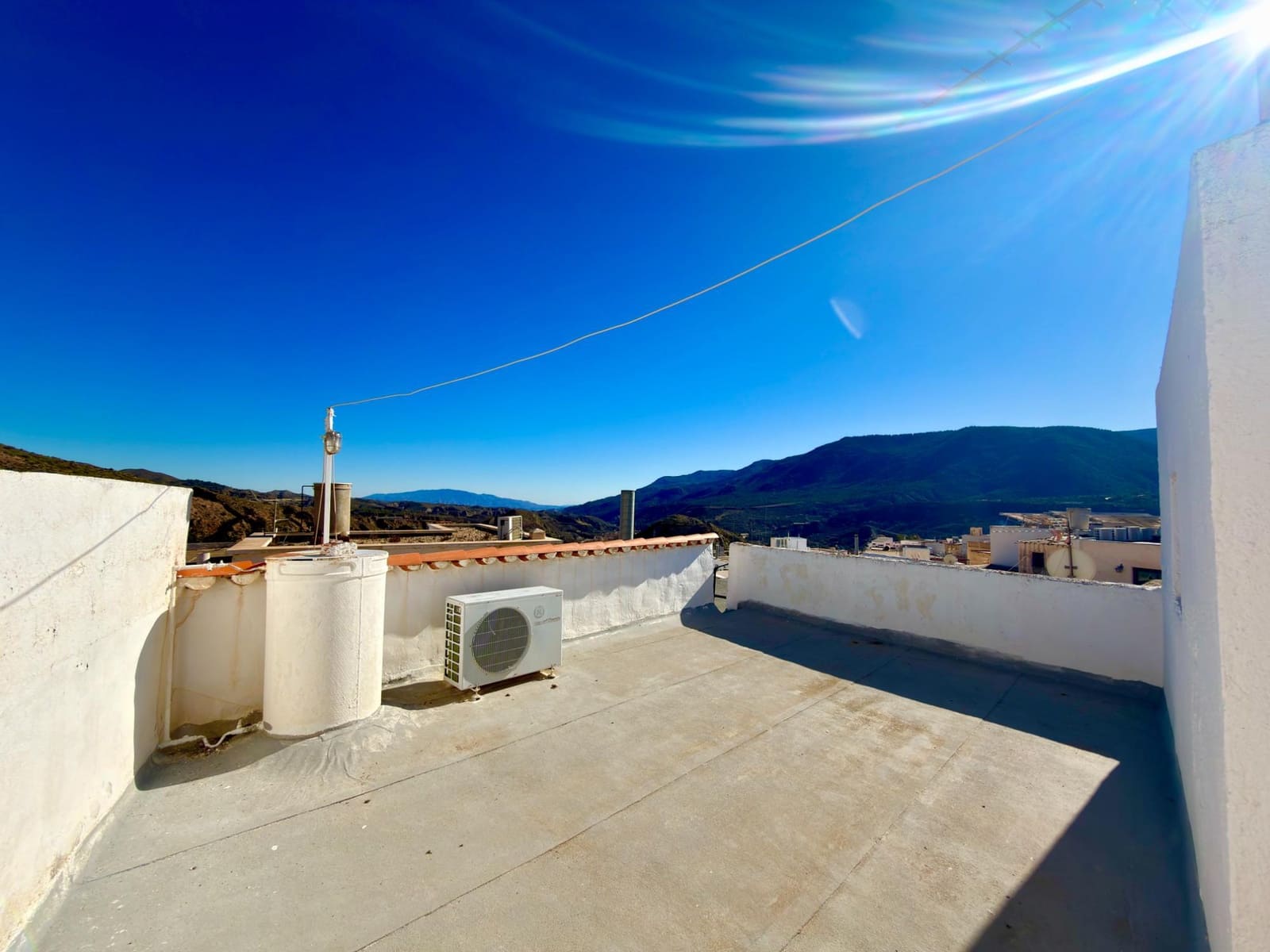 3 soveværelse Villa til salg i Canjayar med garage - € 99.950 (Ref: 9603101)