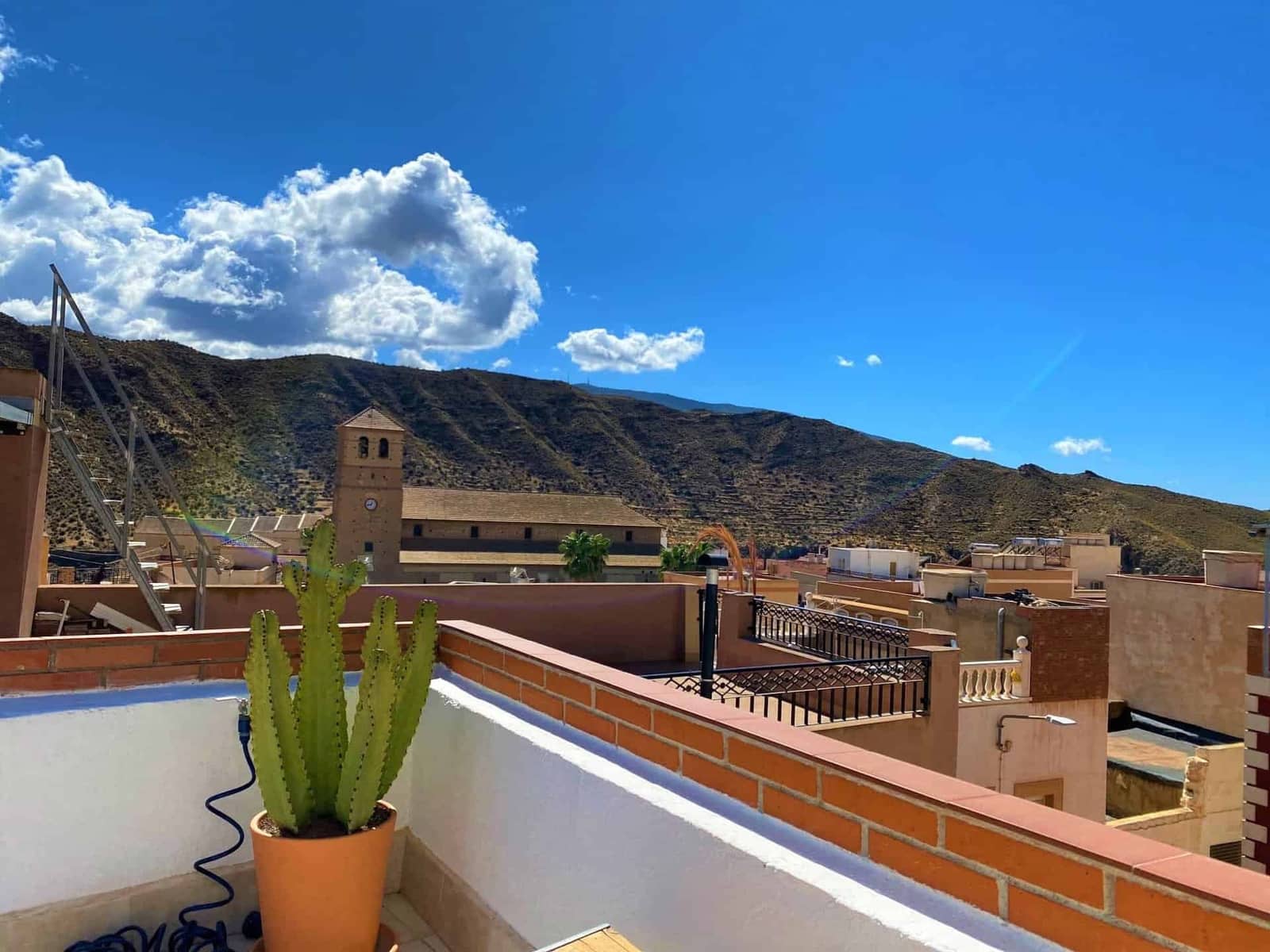 Casa de 2 habitaciones en Tabernas en venta con garaje - 109.000 € (Ref: 9603102)