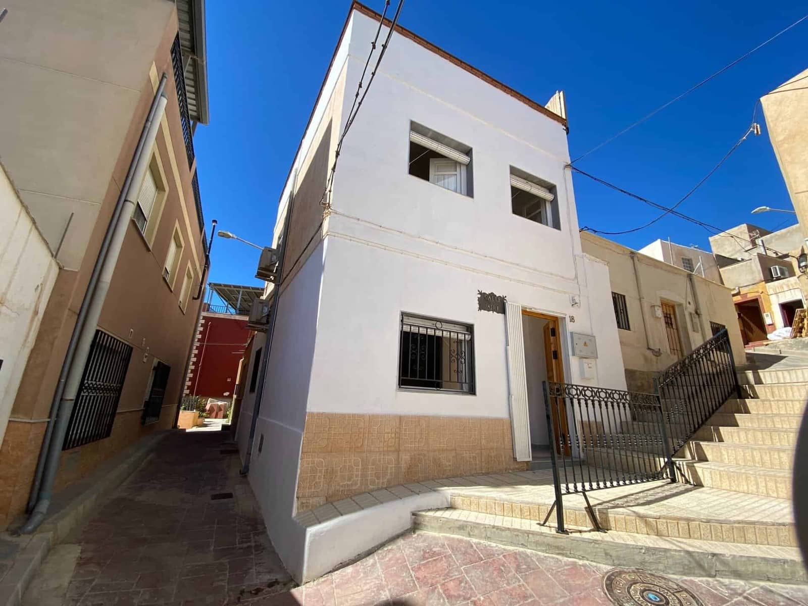 Casa de 2 habitaciones en Tabernas en venta con garaje - 109.000 € (Ref: 9603102)