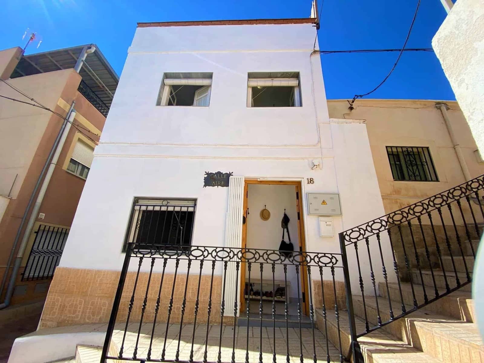 Casa de 2 habitaciones en Tabernas en venta con garaje - 109.000 € (Ref: 9603102)