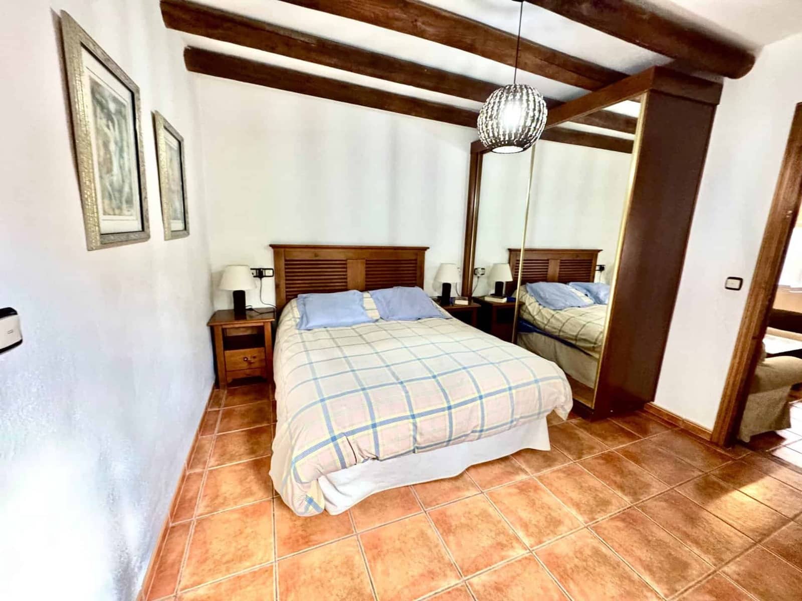 3 Zimmer Villa zu verkaufen in Yegen mit Garage - 275.000 € (Ref: 9603104)