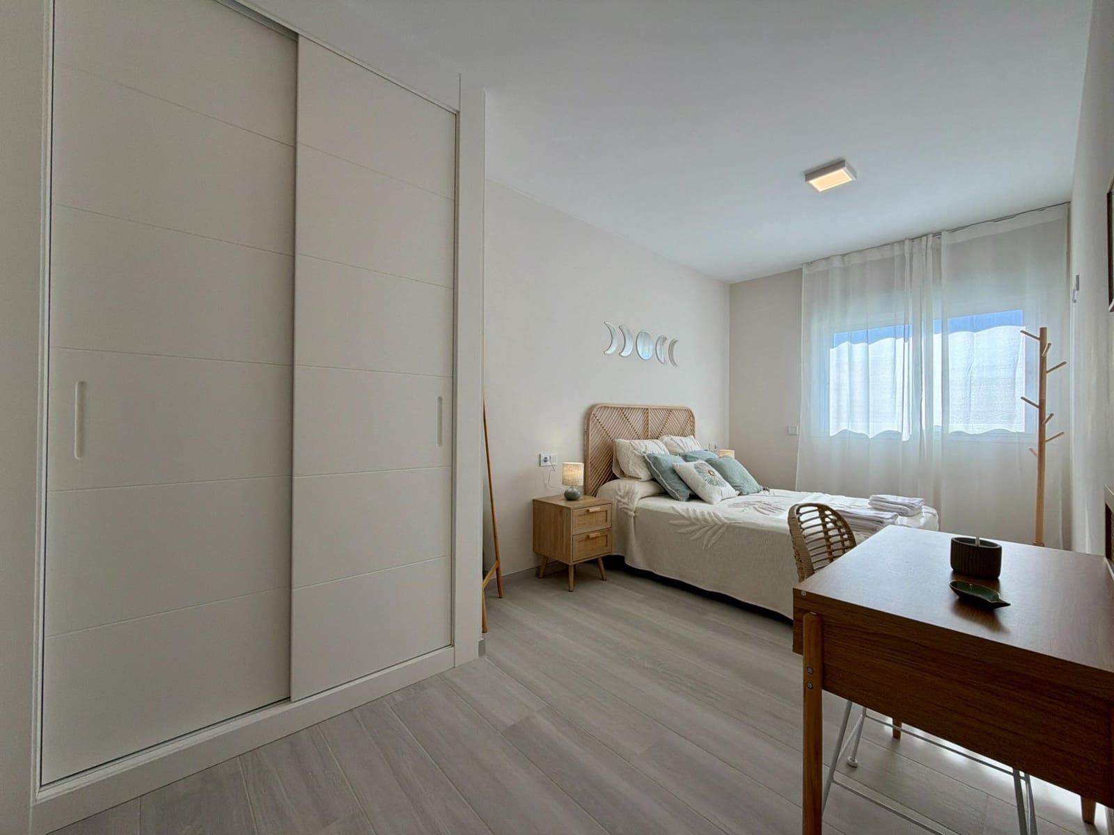 2 makuuhuone Huoneisto vuokrattavana paikassa Vera mukana uima-altaan 
autotalli - 950 € (Ref: 9603105)