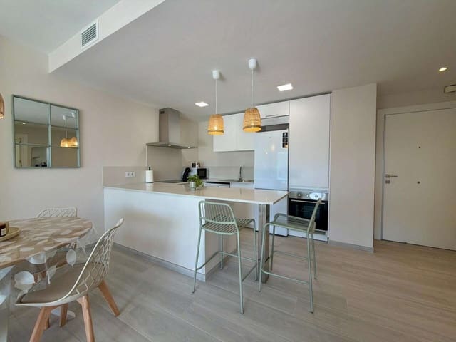 2 Zimmer Apartment zu vermieten in Puerto Vera - Las Salinas, Vera mit Pool Garage - 950 € (Ref: 9603105)