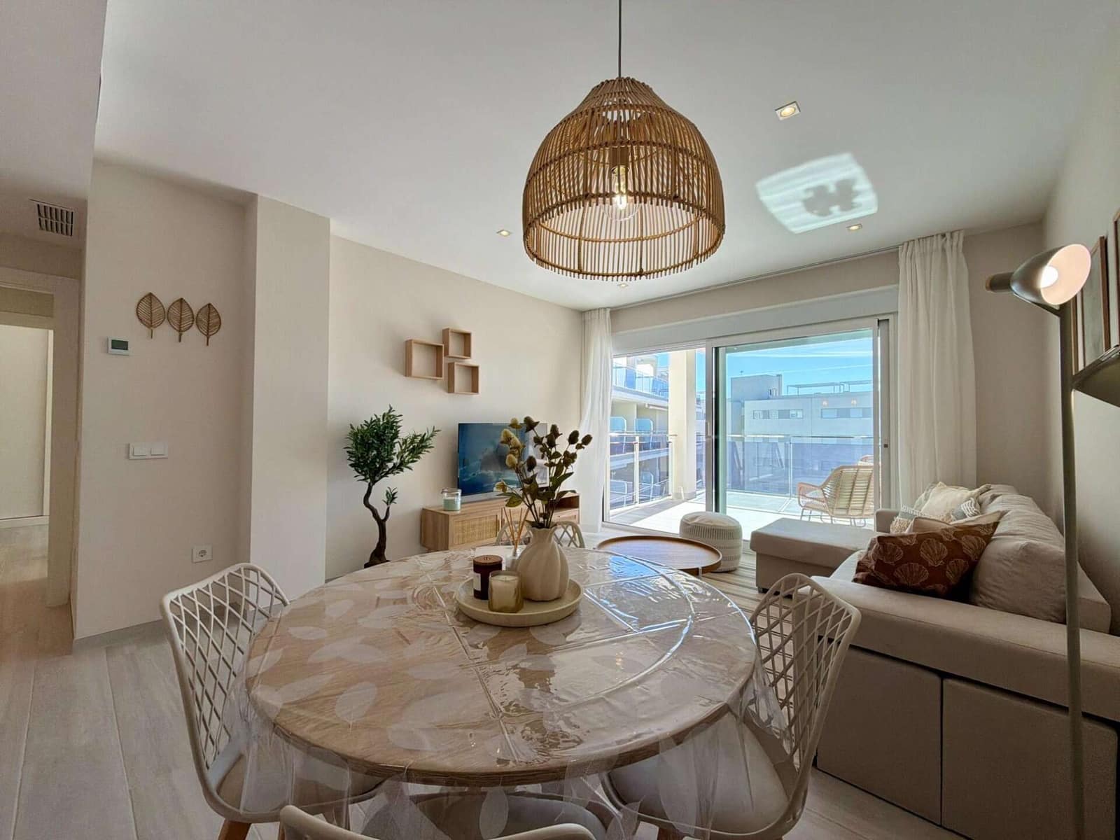 2 Zimmer Apartment zu vermieten in Vera mit Pool Garage - 950 € (Ref: 9603105)