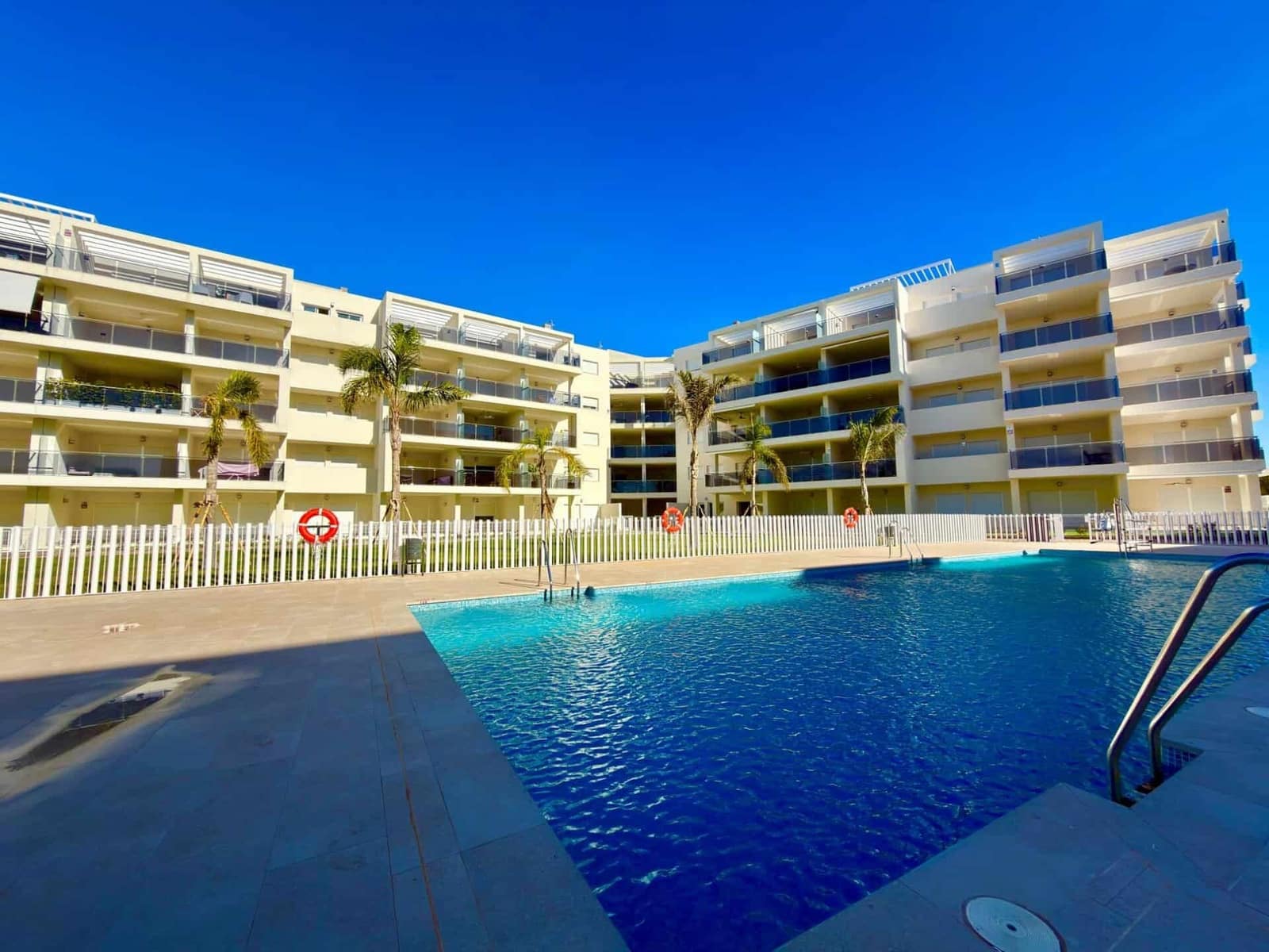 2 Zimmer Apartment zu vermieten in Vera mit Pool Garage - 950 € (Ref: 9603105)