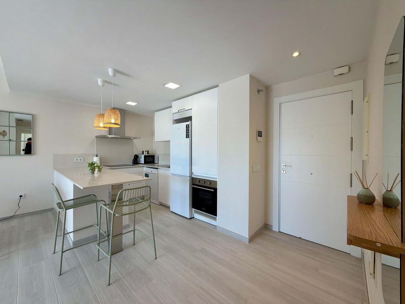 2 Zimmer Apartment zu vermieten in Vera mit Pool Garage - 950 € (Ref: 9603105)