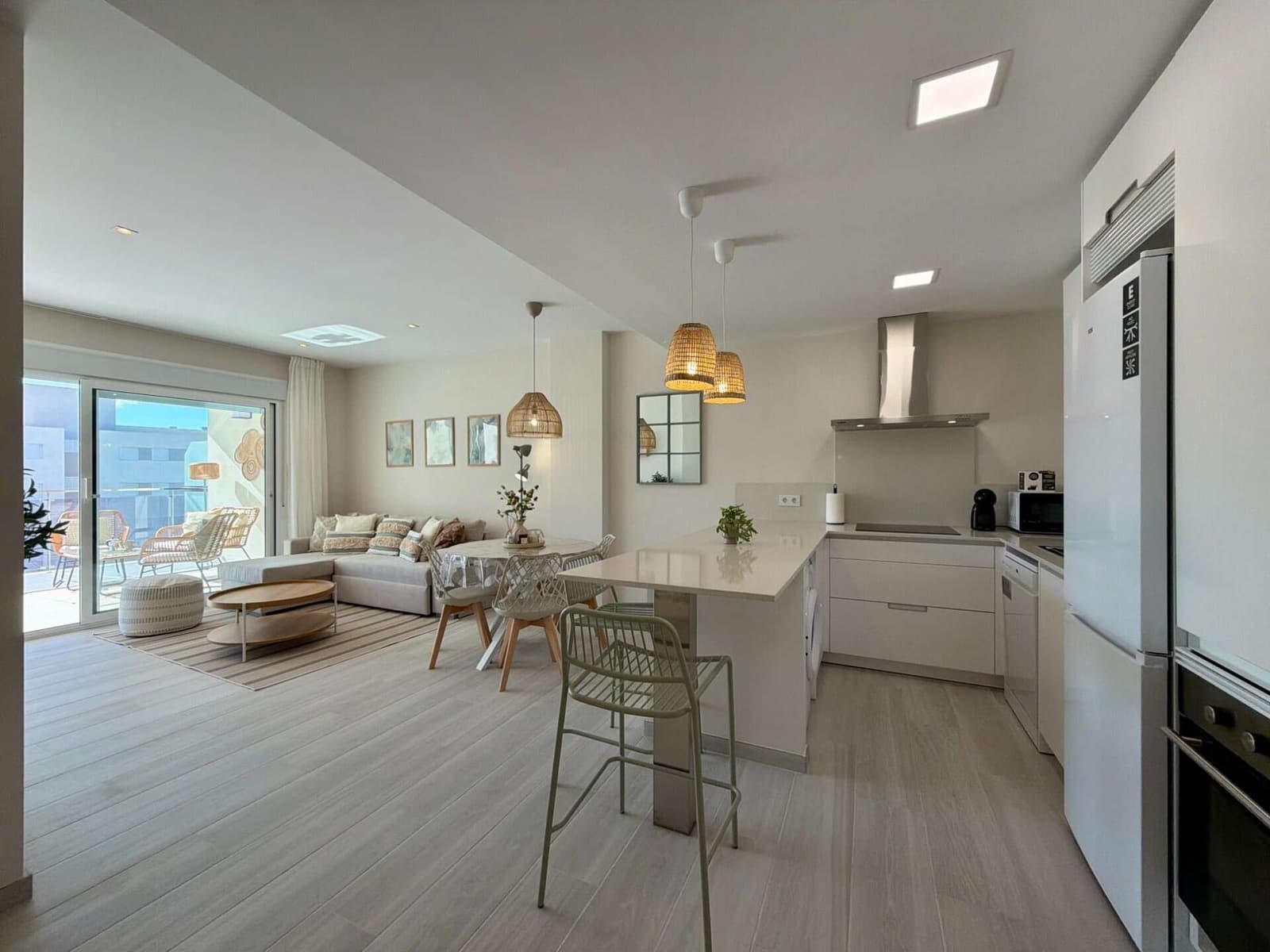 2 Zimmer Apartment zu vermieten in Vera mit Pool Garage - 950 € (Ref: 9603105)