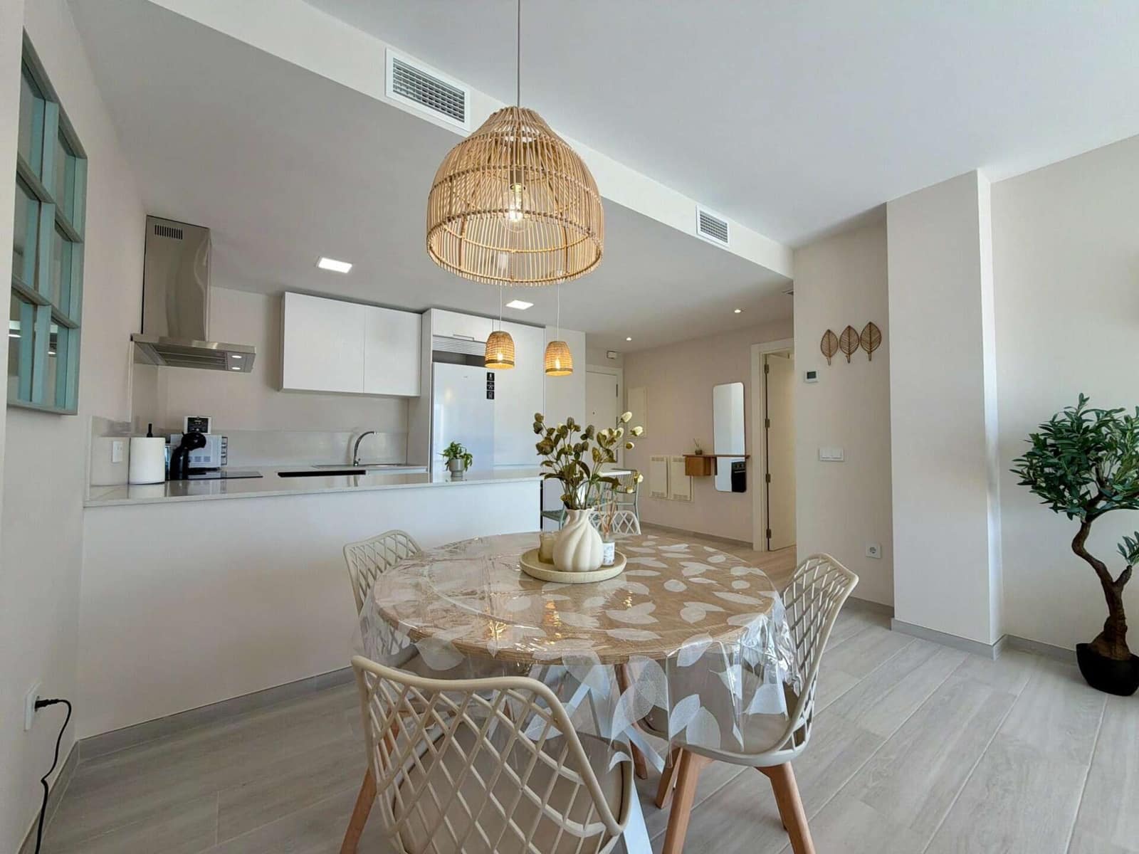 2 Zimmer Apartment zu vermieten in Vera mit Pool Garage - 950 € (Ref: 9603105)