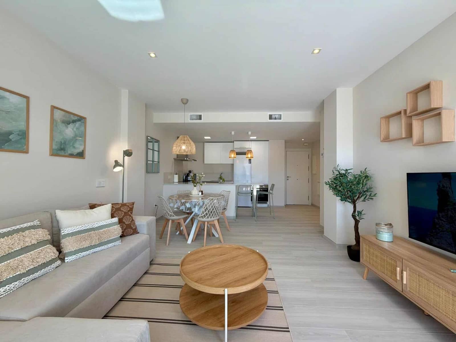 2 Zimmer Apartment zu vermieten in Vera mit Pool Garage - 950 € (Ref: 9603105)