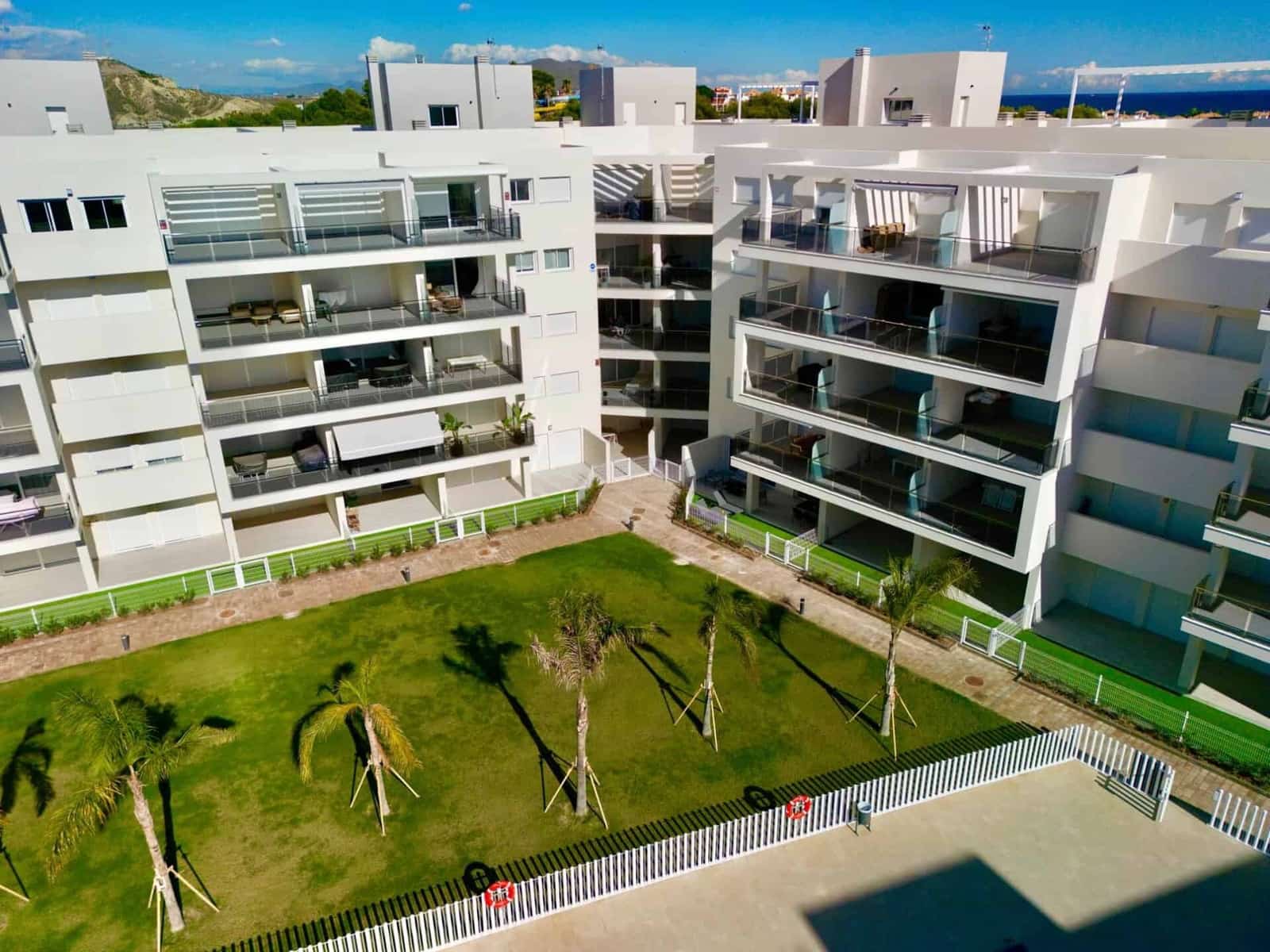 2 Zimmer Apartment zu vermieten in Vera mit Pool Garage - 950 € (Ref: 9603105)