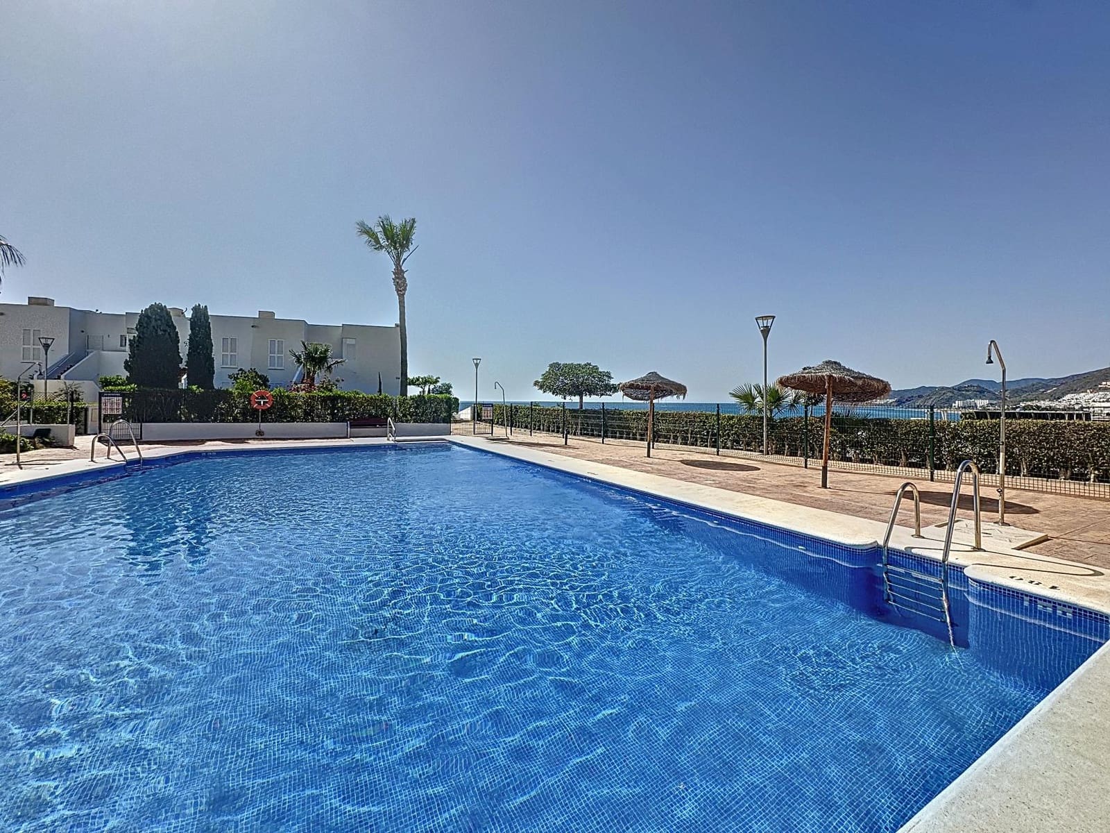 4 bedroom Penthouse for sale in Mojacar with garage - € 495,000 (Ref: 9603106)