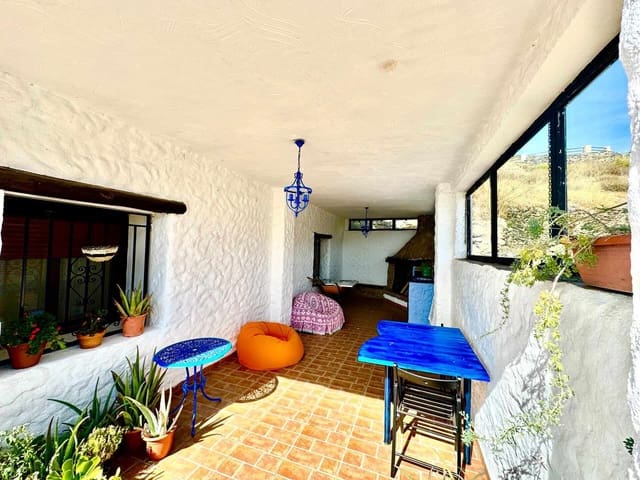 4 bedroom Villa for sale in Válor with garage - € 155,000 (Ref: 9603108)