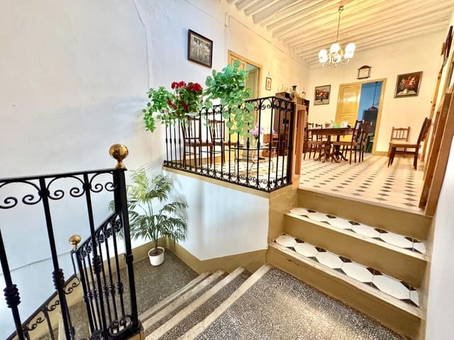 Chalet de 12 habitaciones en Laroles, Nevada en venta con garaje - 129.500 € (Ref: 9603109)