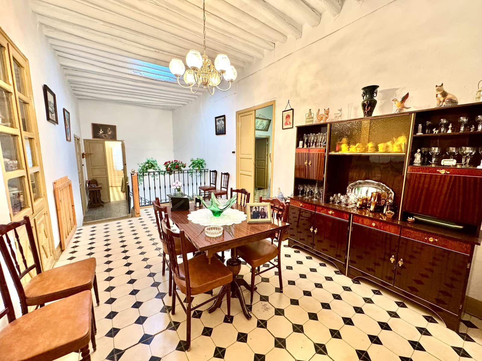 Chalet de 12 habitaciones en Laroles en venta con garaje - 129.500 € (Ref: 9603109)