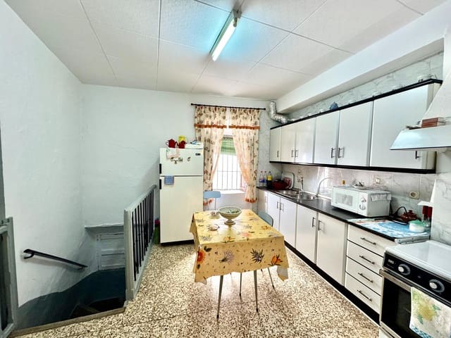 Chalet de 12 habitaciones en Laroles, Nevada en venta con garaje - 129.500 € (Ref: 9603109)