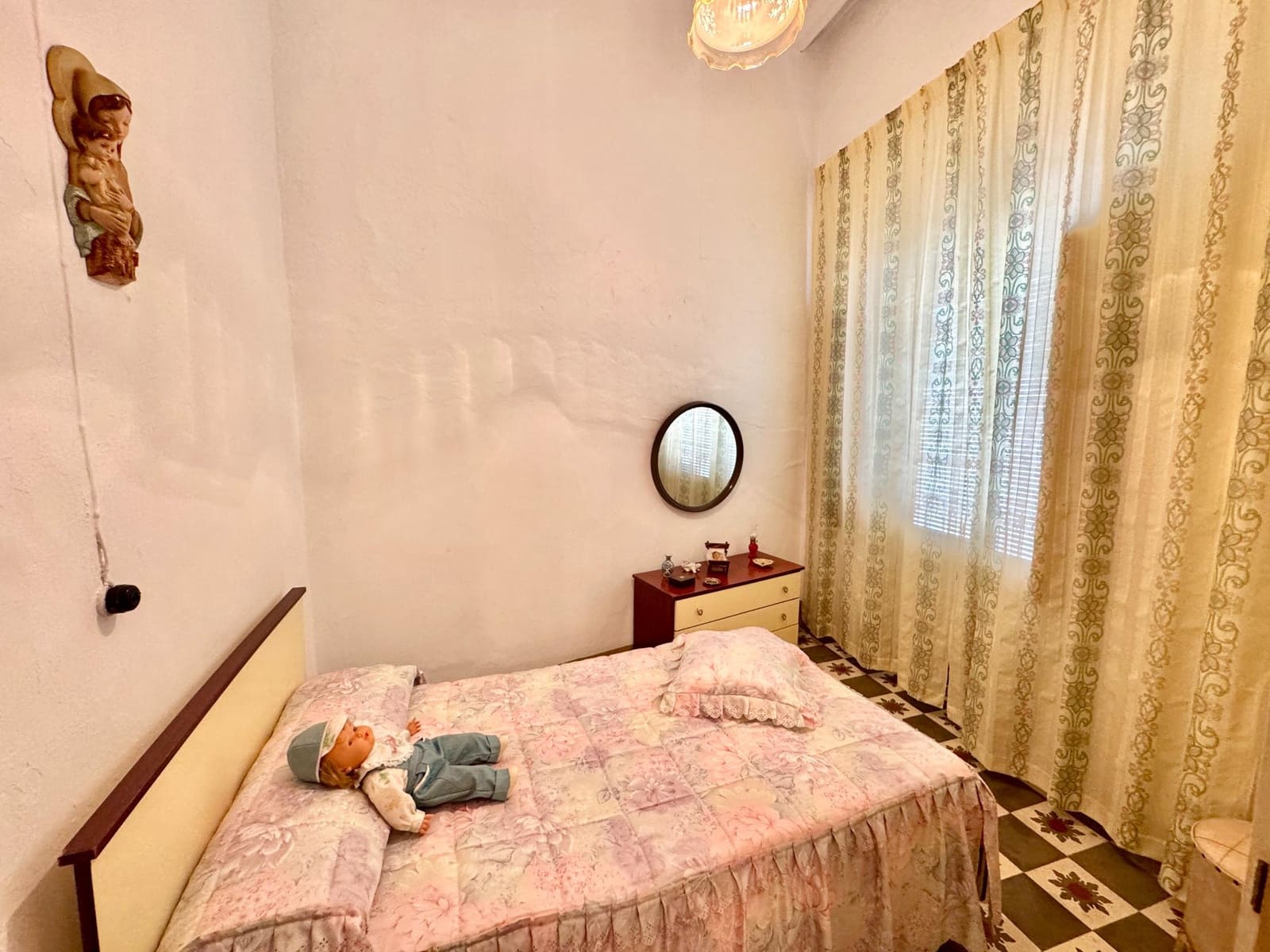 Chalet de 12 habitaciones en Laroles en venta con garaje - 129.500 € (Ref: 9603109)