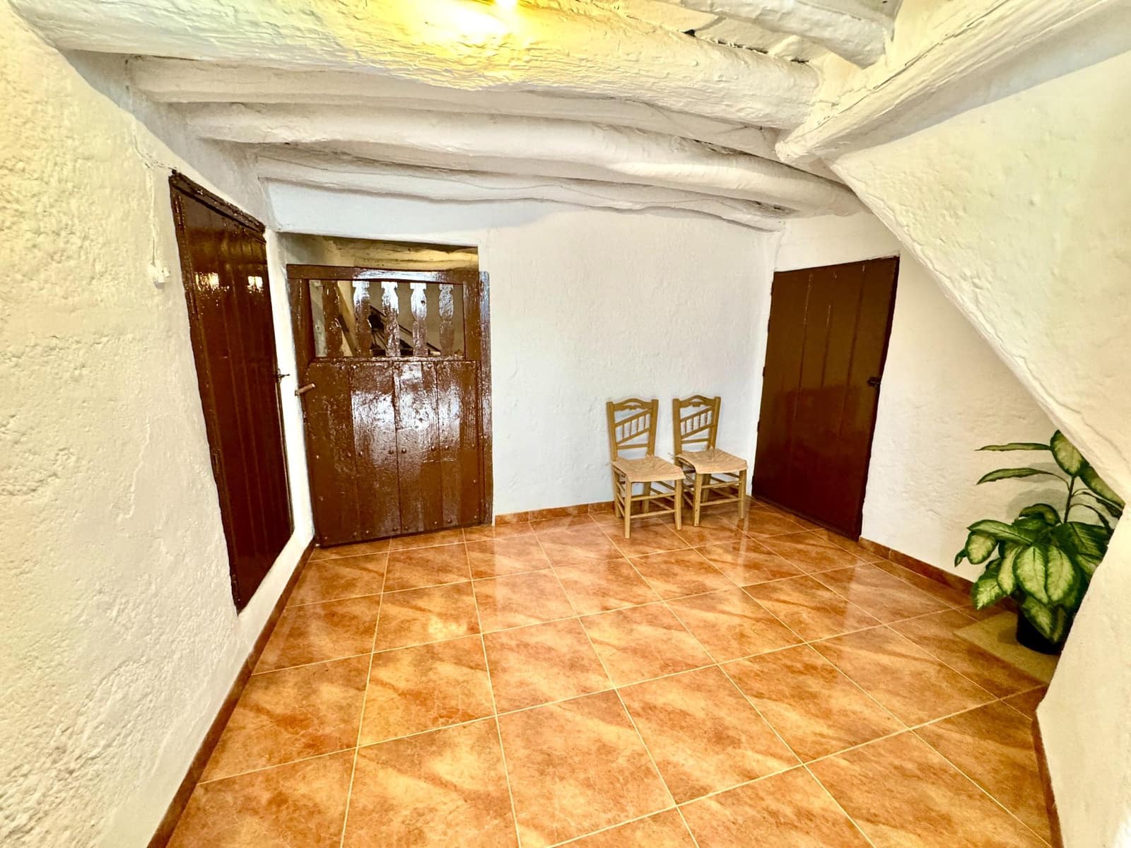 Chalet de 12 habitaciones en Laroles en venta con garaje - 129.500 € (Ref: 9603109)