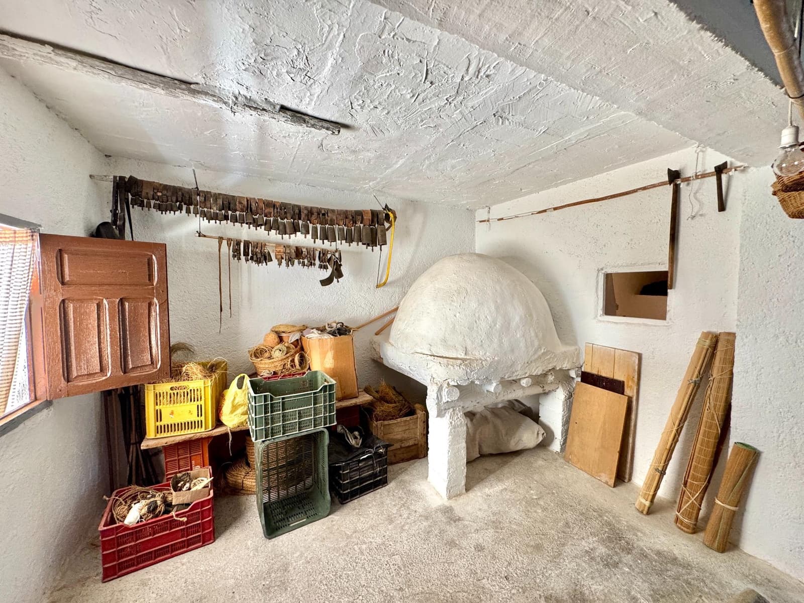 Chalet de 12 habitaciones en Laroles en venta con garaje - 129.500 € (Ref: 9603109)