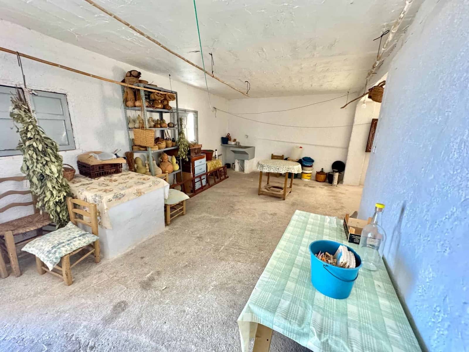 Chalet de 12 habitaciones en Laroles en venta con garaje - 129.500 € (Ref: 9603109)