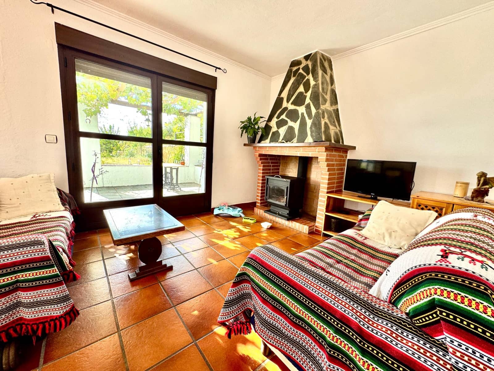 Chalet de 6 habitaciones en Bérchules en venta con piscina - 280.000 € (Ref: 9603110)