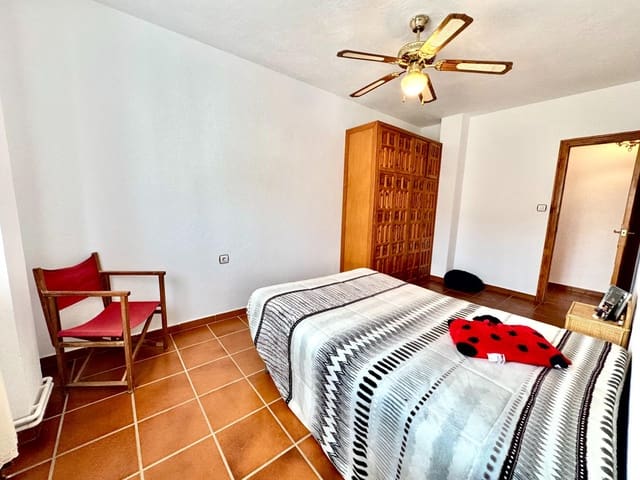 Chalet de 6 habitaciones en Bérchules en venta con piscina - 280.000 € (Ref: 9603110)