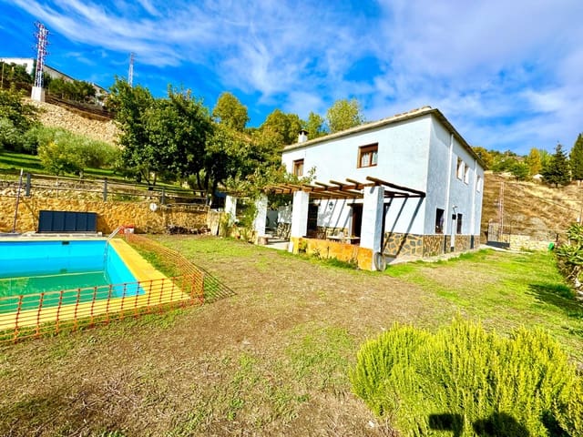 Chalet de 6 habitaciones en Bérchules en venta con piscina - 280.000 € (Ref: 9603110)