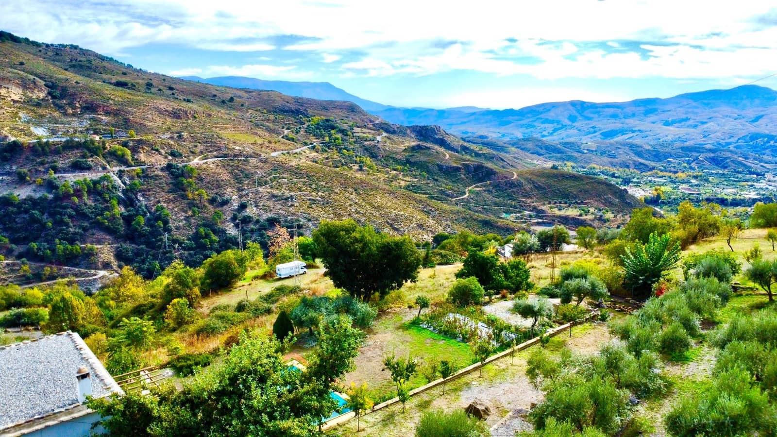 Chalet de 6 habitaciones en Bérchules en venta con piscina - 280.000 € (Ref: 9603110)