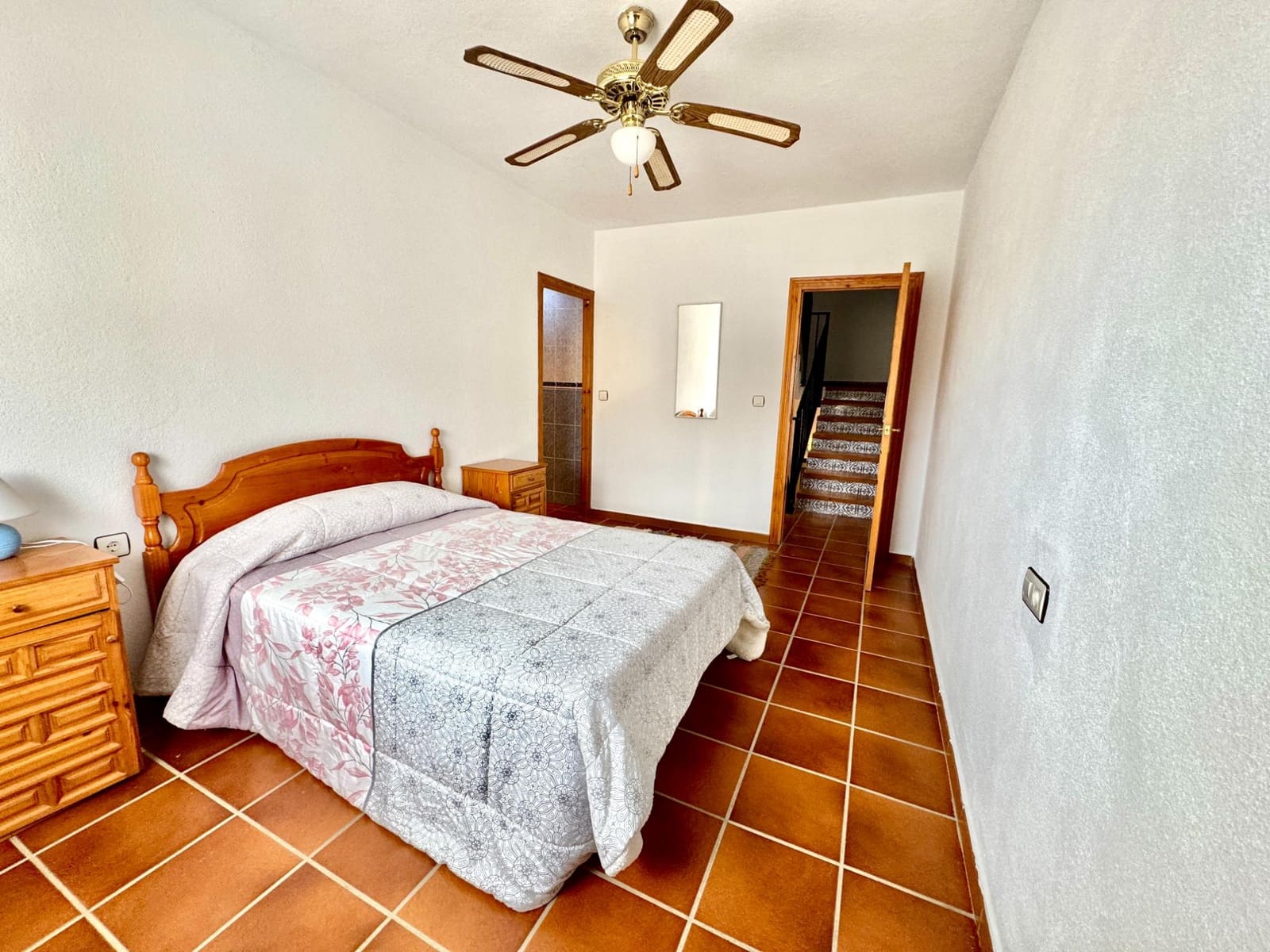 Chalet de 6 habitaciones en Bérchules en venta con piscina - 280.000 € (Ref: 9603110)