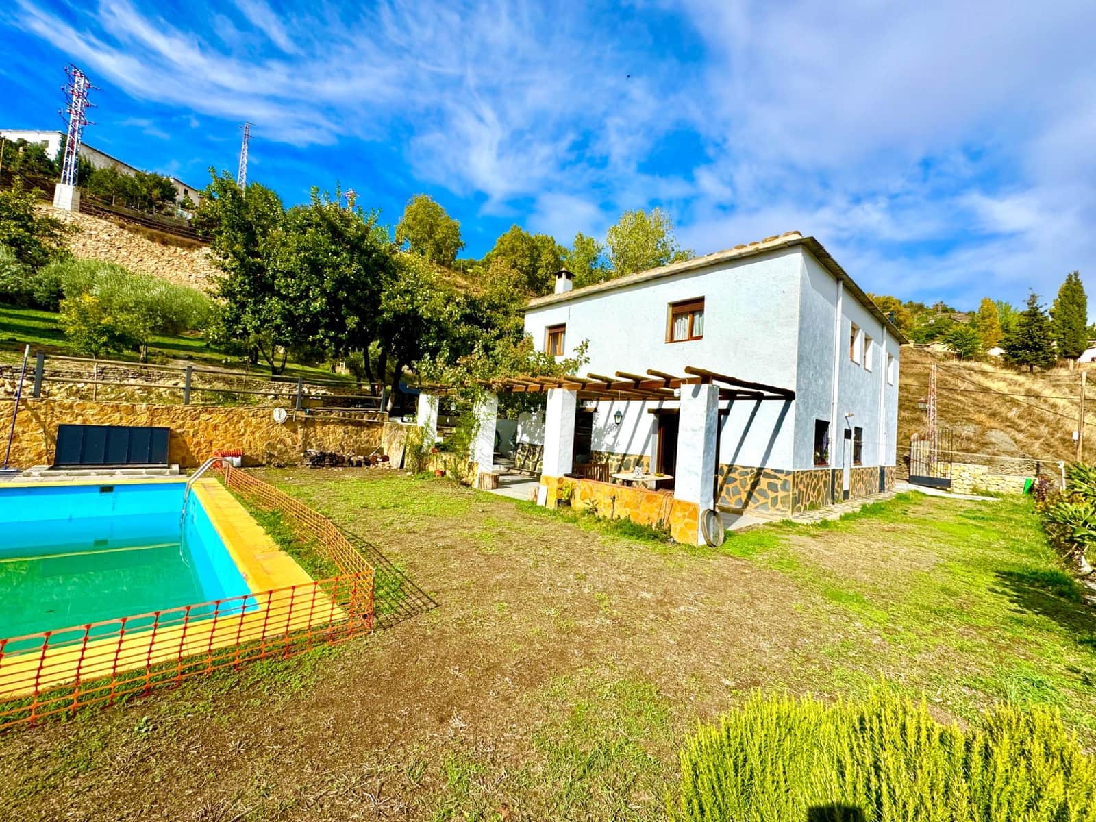 Chalet de 6 habitaciones en Bérchules en venta con piscina - 280.000 € (Ref: 9603110)