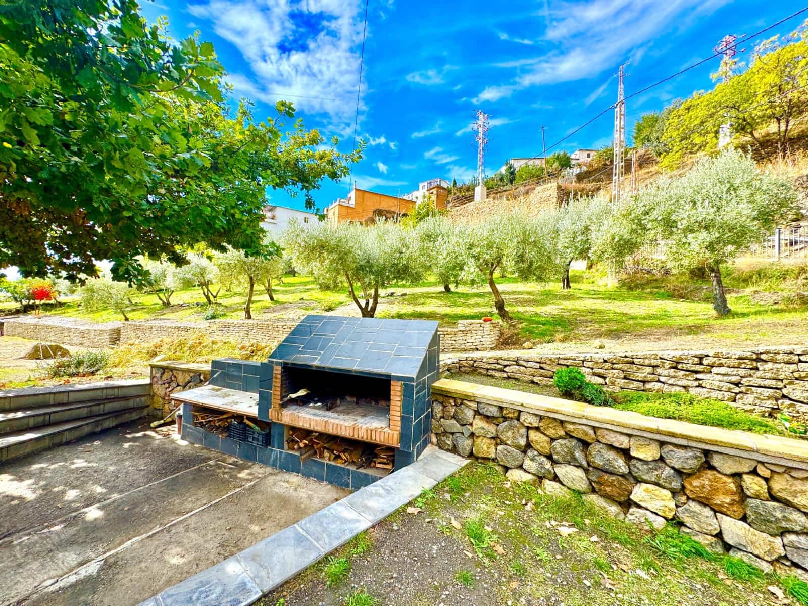 Chalet de 6 habitaciones en Bérchules en venta con piscina - 280.000 € (Ref: 9603110)