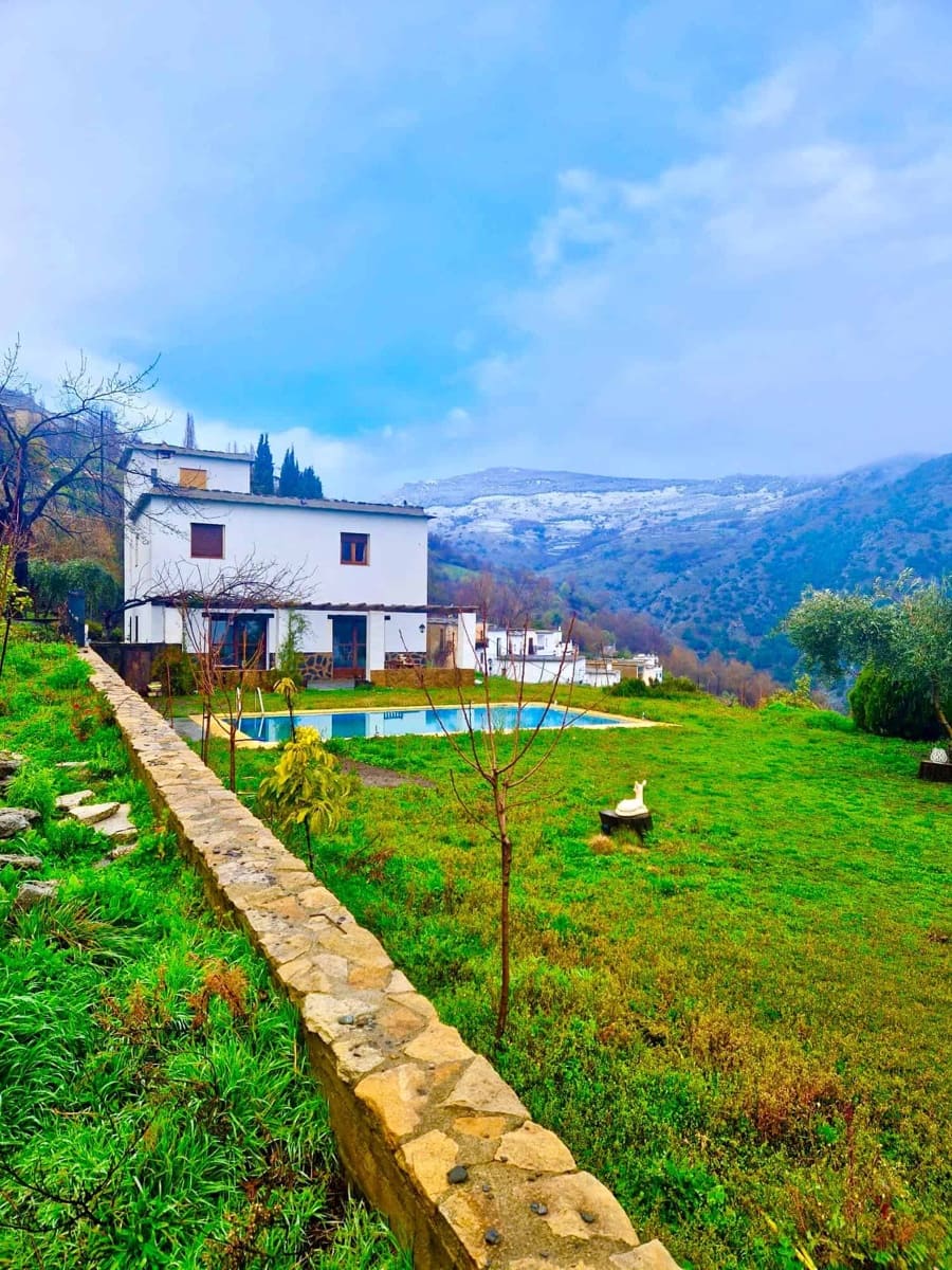 6 Zimmer Villa zu verkaufen in Berchules mit Pool - 280.000 € (Ref: 9603110)