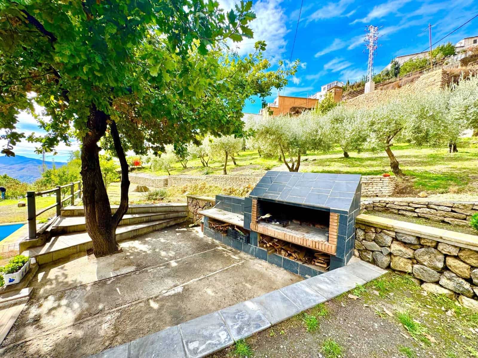 6 Zimmer Villa zu verkaufen in Berchules mit Pool - 280.000 € (Ref: 9603110)