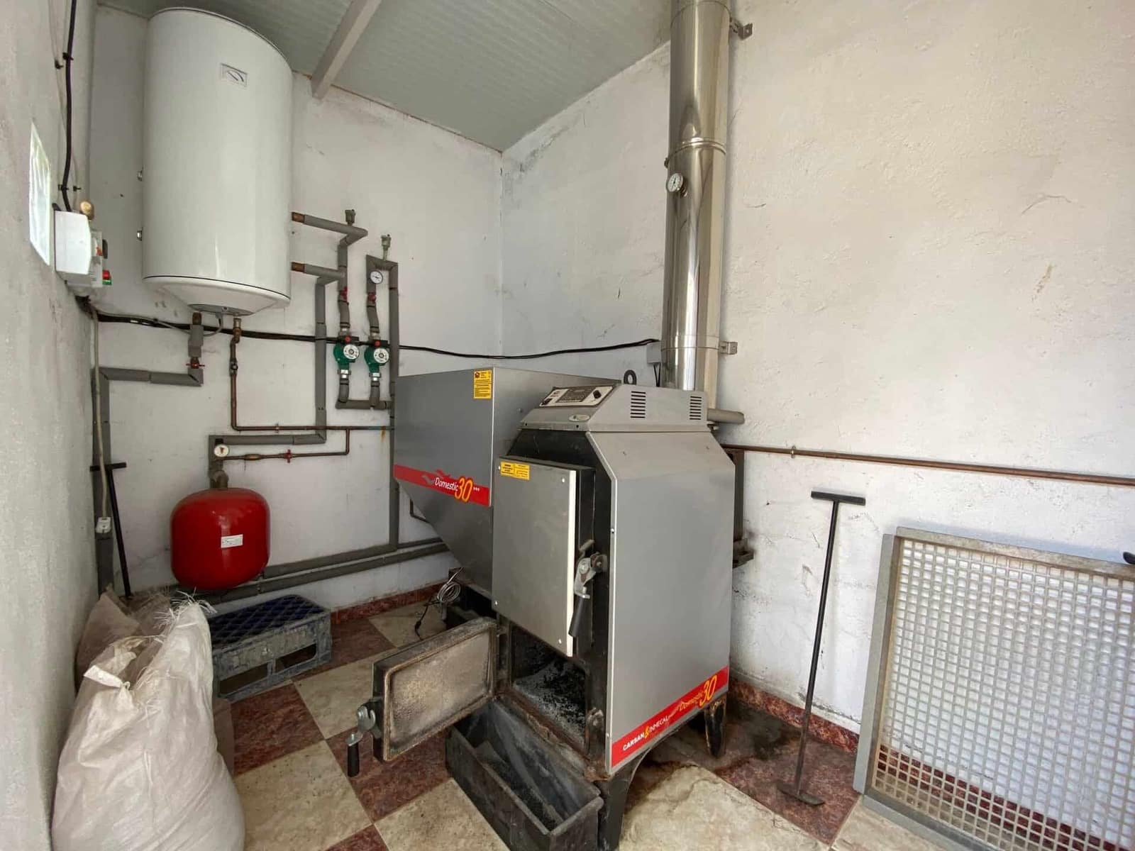 4 quarto Moradia para venda em Chirivel com piscina garagem - 165 990 € (Ref: 9603112)