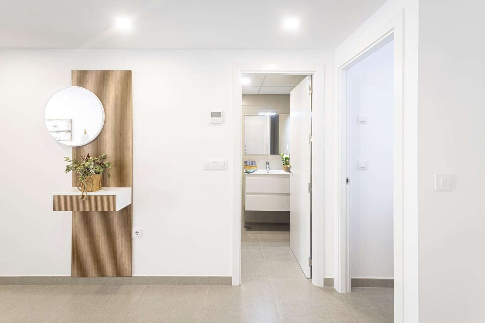 2 bedroom Apartment for sale in La Manga del Mar Menor with pool garage - € 196,028 (Ref: 9603113)