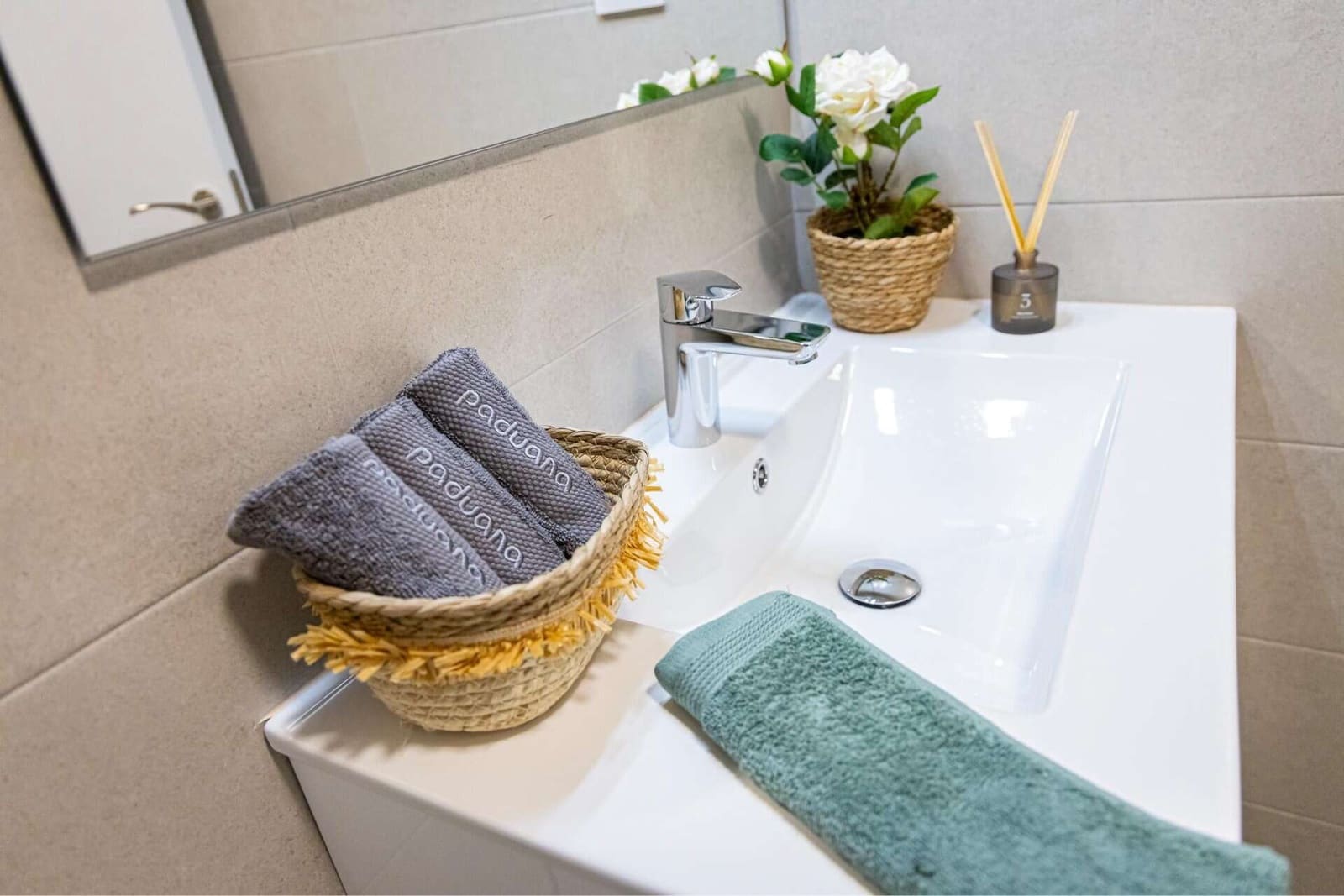 2 bedroom Apartment for sale in La Manga del Mar Menor with pool garage - € 196,028 (Ref: 9603113)