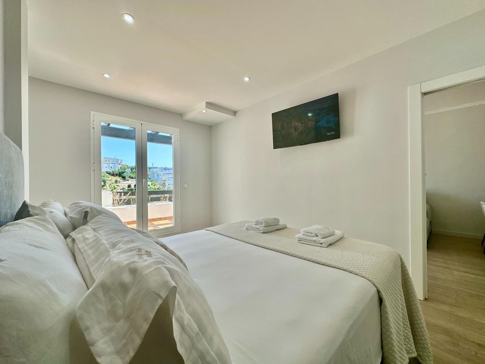 Apartamento de 2 habitaciones en Mojácar en venta con piscina garaje - 275.000 € (Ref: 9603114)