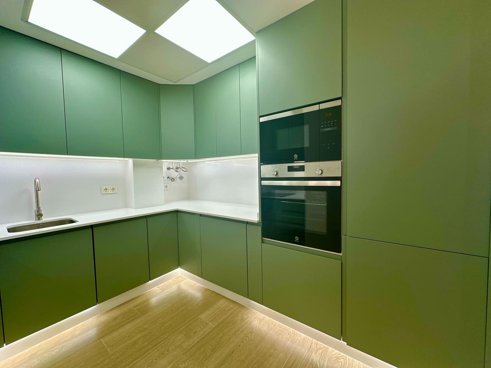 Apartamento de 2 habitaciones en Mojácar en venta con piscina garaje - 275.000 € (Ref: 9603114)