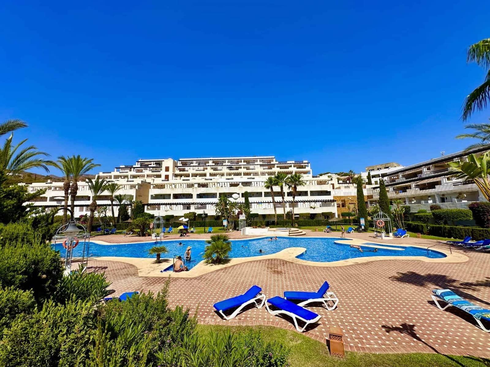 2 soverom Leilighet til salgs i Mojacar med svømmebasseng garasje - € 275 000 (Ref: 9603114)