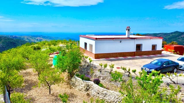 Chalet de 3 habitaciones en Albondón en venta - 187.000 € (Ref: 9603117)