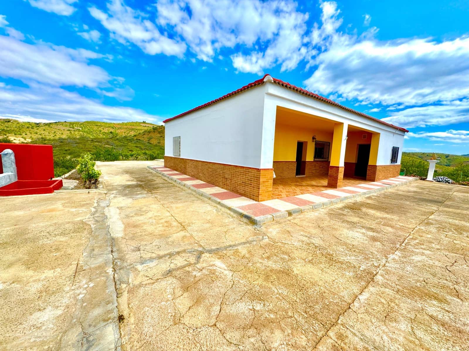 Chalet de 3 habitaciones en Albondón en venta - 187.000 € (Ref: 9603117)