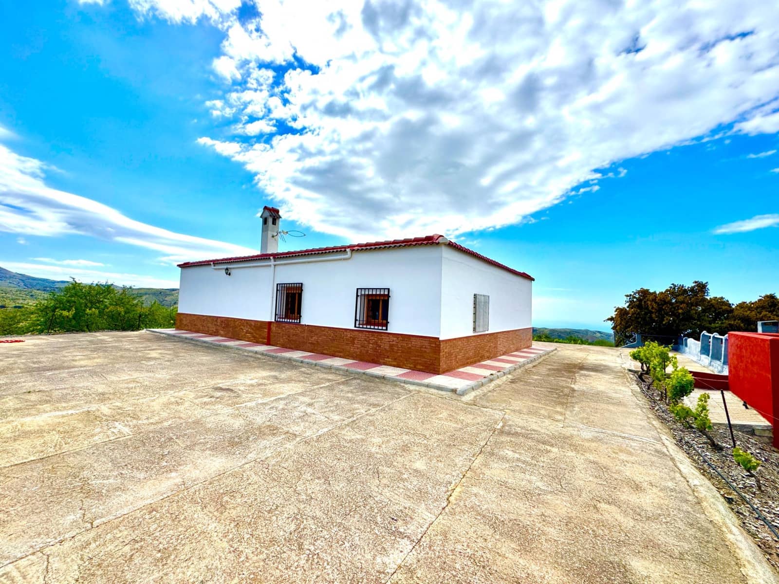 Chalet de 3 habitaciones en Albondón en venta - 187.000 € (Ref: 9603117)