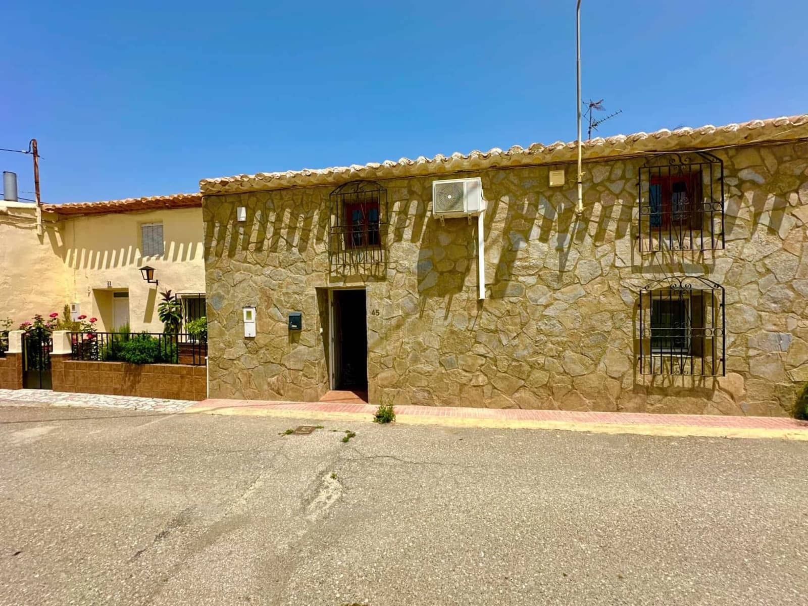 4 quarto Casa em Banda para venda em Huercal-Overa com piscina garagem - 89 950 € (Ref: 9603118)