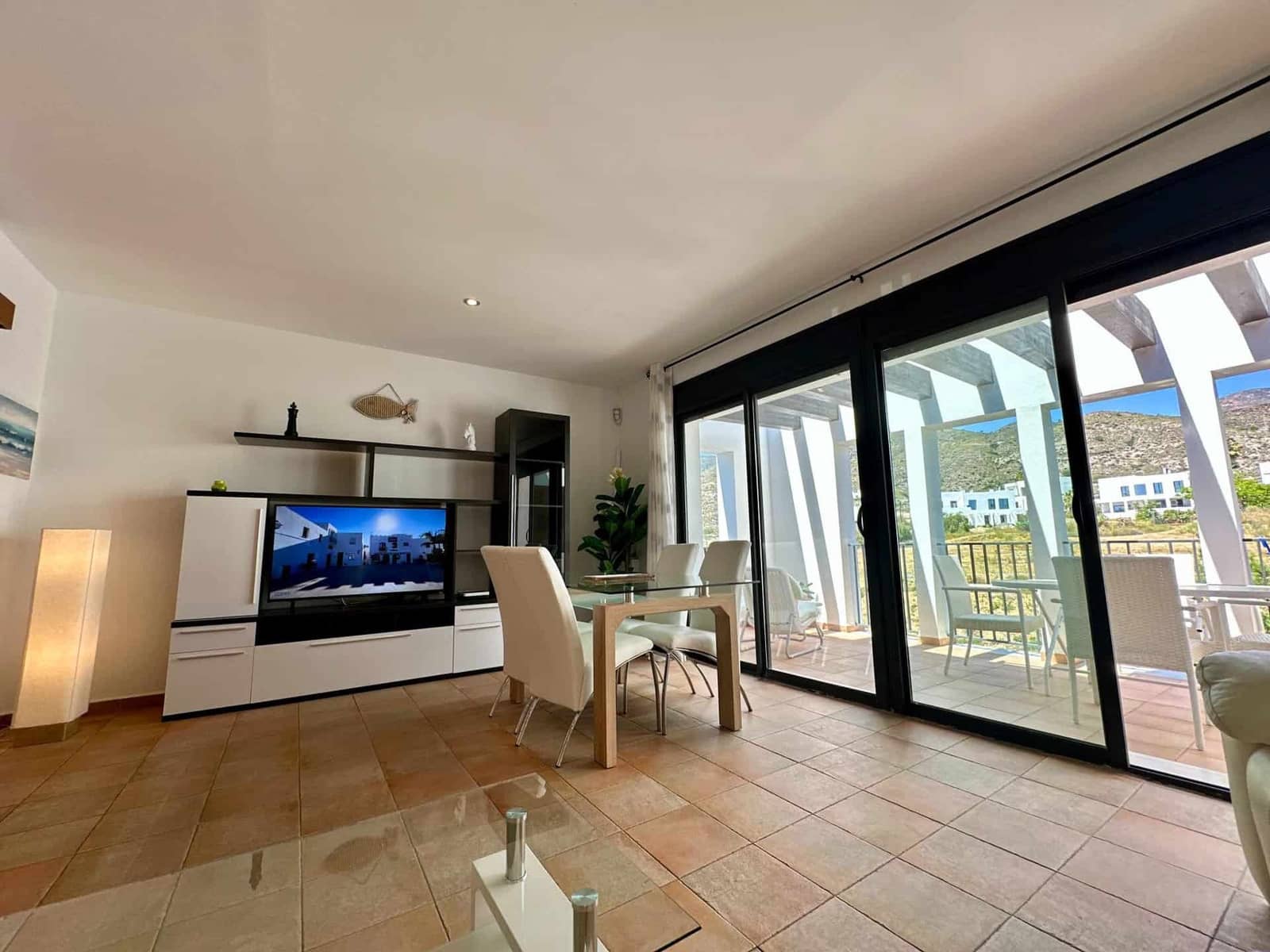 3 quarto Casa em Banda para arrendar em Mojacar com piscina garagem - 1 350 € (Ref: 9603120)