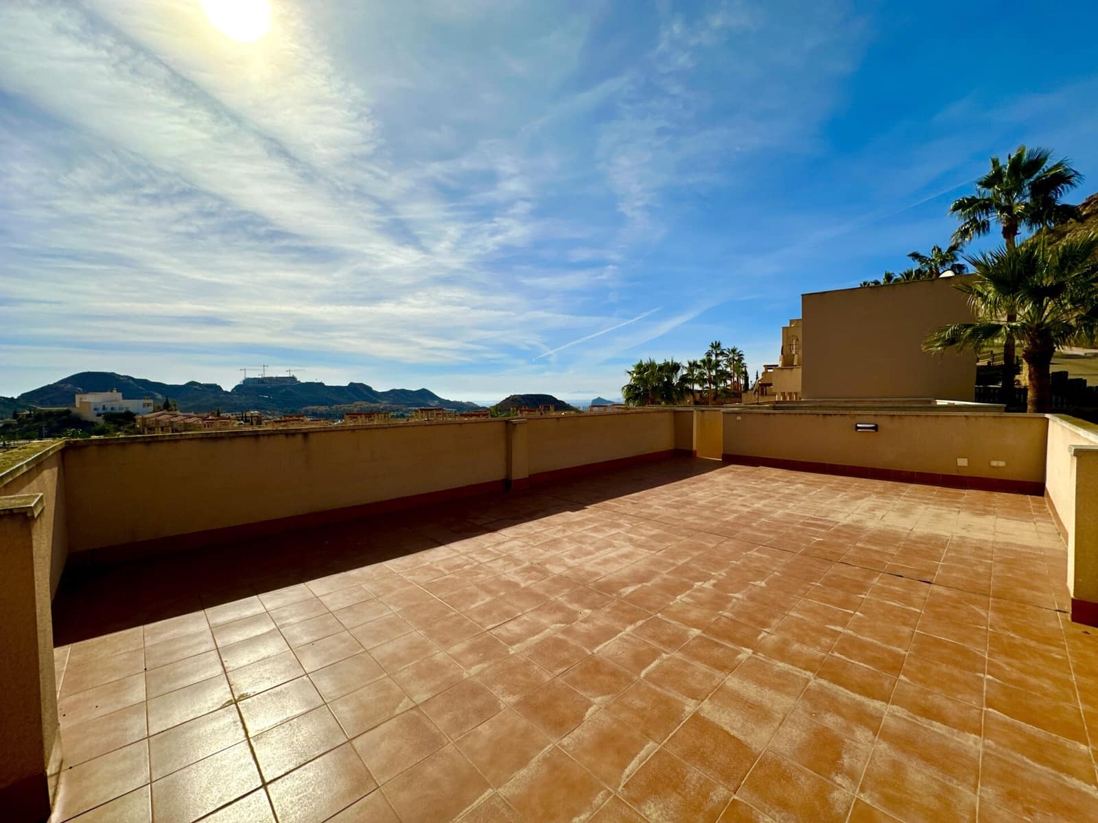 Ático de 2 habitaciones en Aguilas en venta con piscina garaje - 162.500 € (Ref: 9603121)