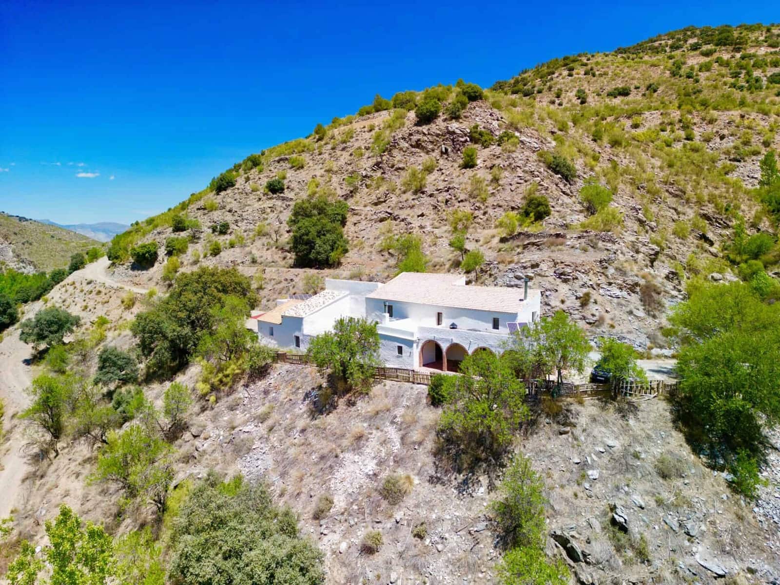 6 bedroom Villa for sale in Albox with garage - € 269,000 (Ref: 9603123)