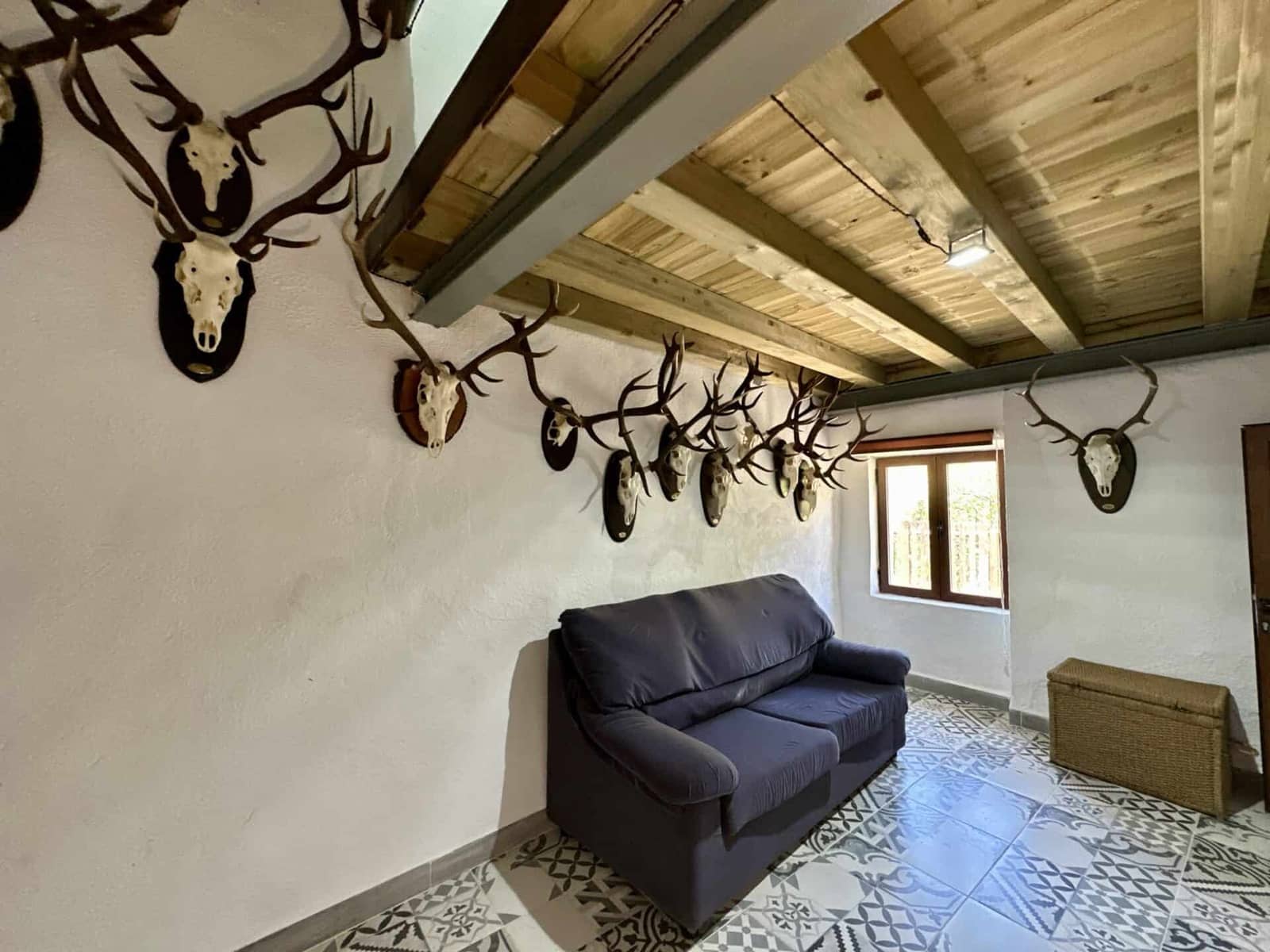 6 bedroom Villa for sale in Albox with garage - € 269,000 (Ref: 9603123)