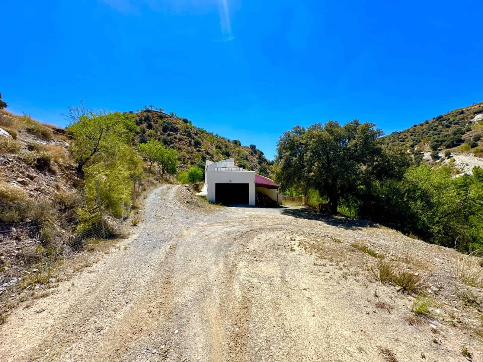 6 bedroom Villa for sale in Albox with garage - € 269,000 (Ref: 9603123)