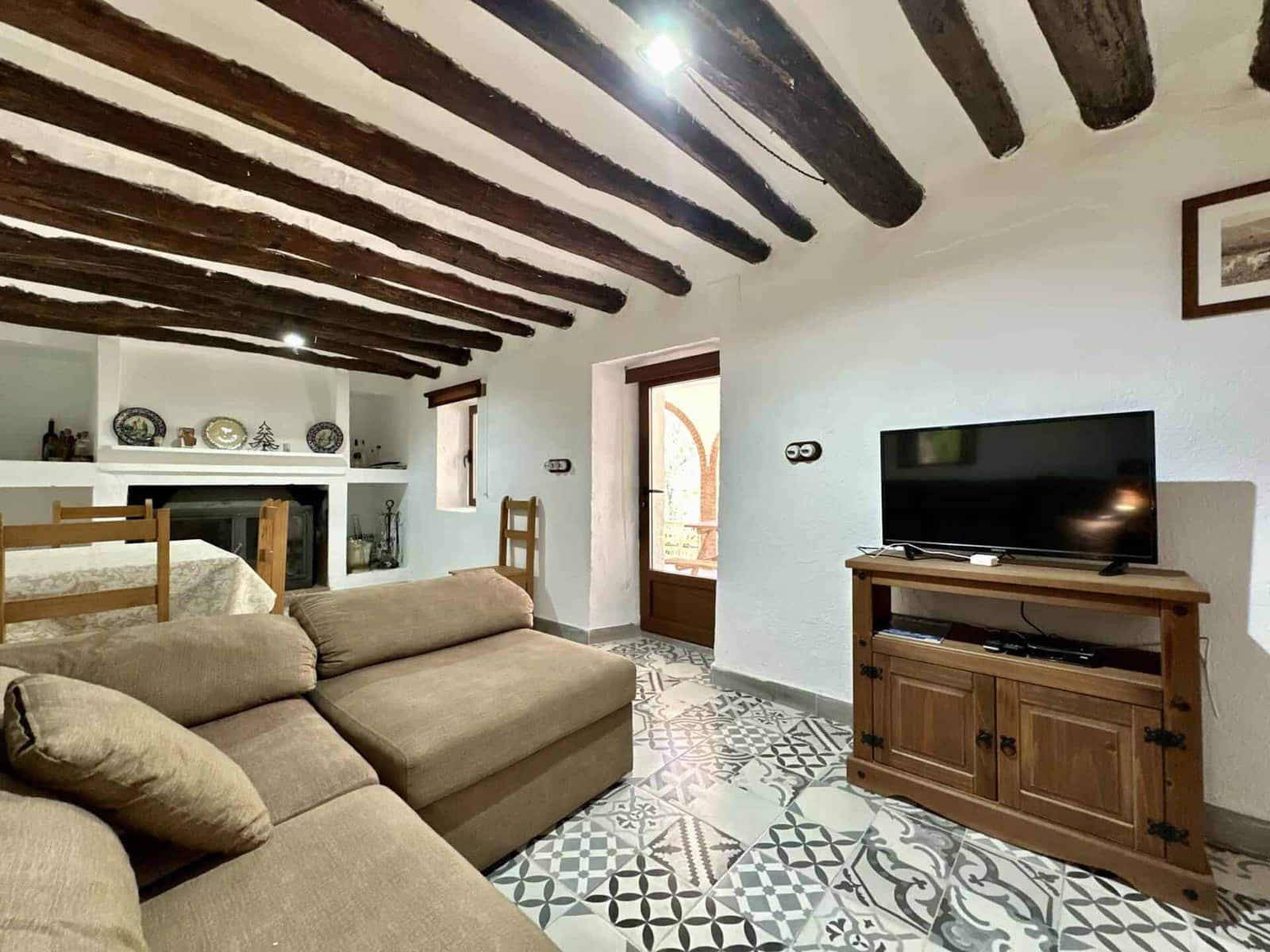 6 bedroom Villa for sale in Albox with garage - € 269,000 (Ref: 9603123)