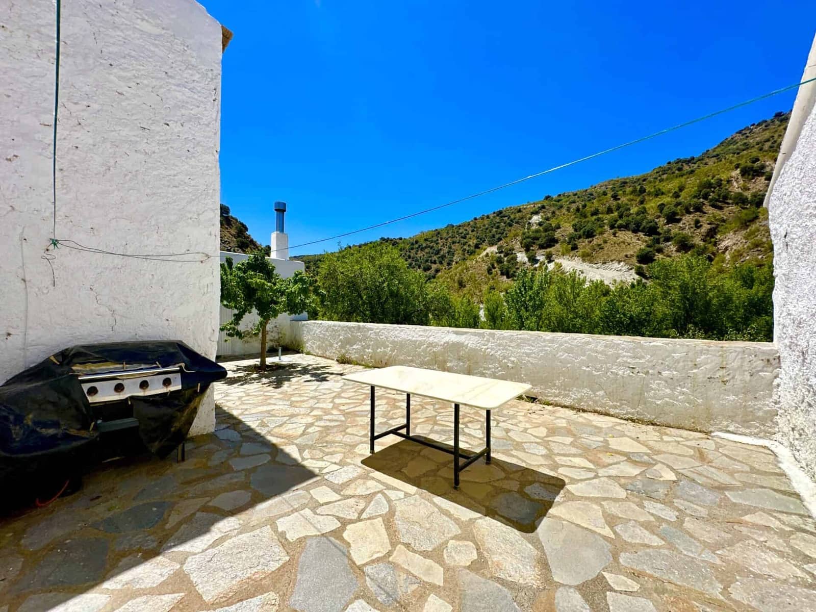 6 bedroom Villa for sale in Albox with garage - € 269,000 (Ref: 9603123)